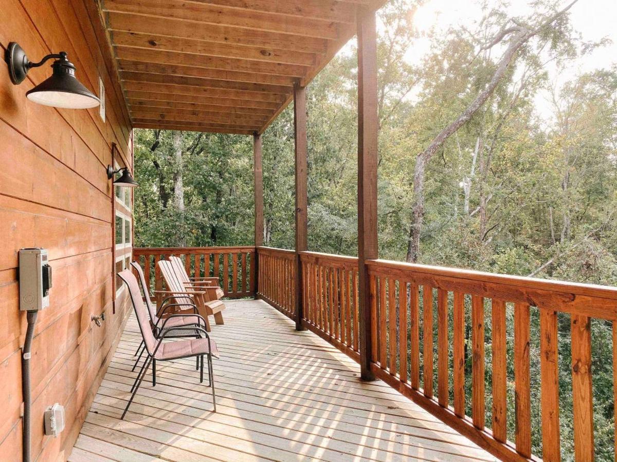 Splash Of Moonshine -Heated Indoor Pool, Hot Tub, Arcade Game Room Pigeon Forge Exterior photo