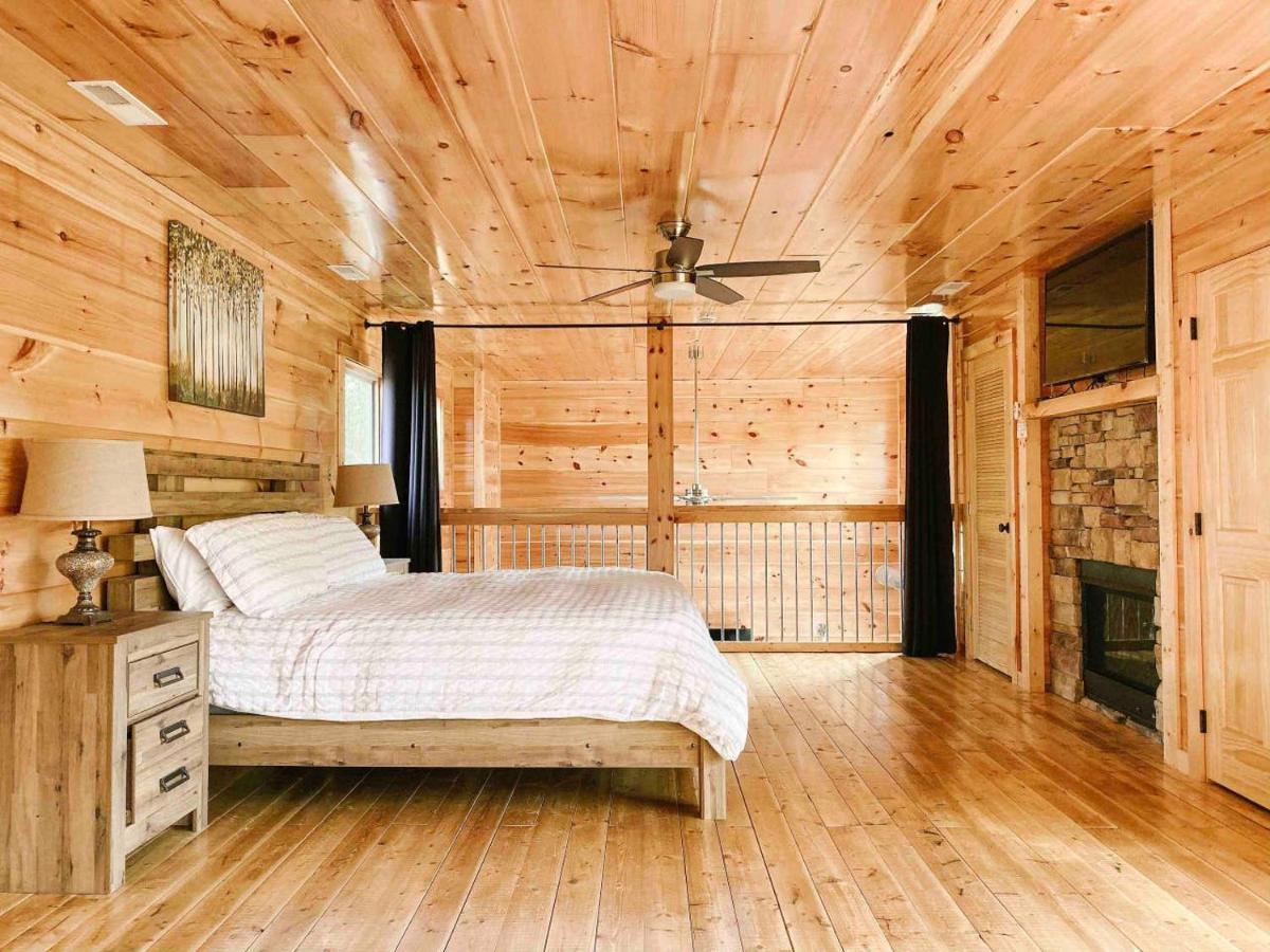 Splash Of Moonshine -Heated Indoor Pool, Hot Tub, Arcade Game Room Pigeon Forge Exterior photo