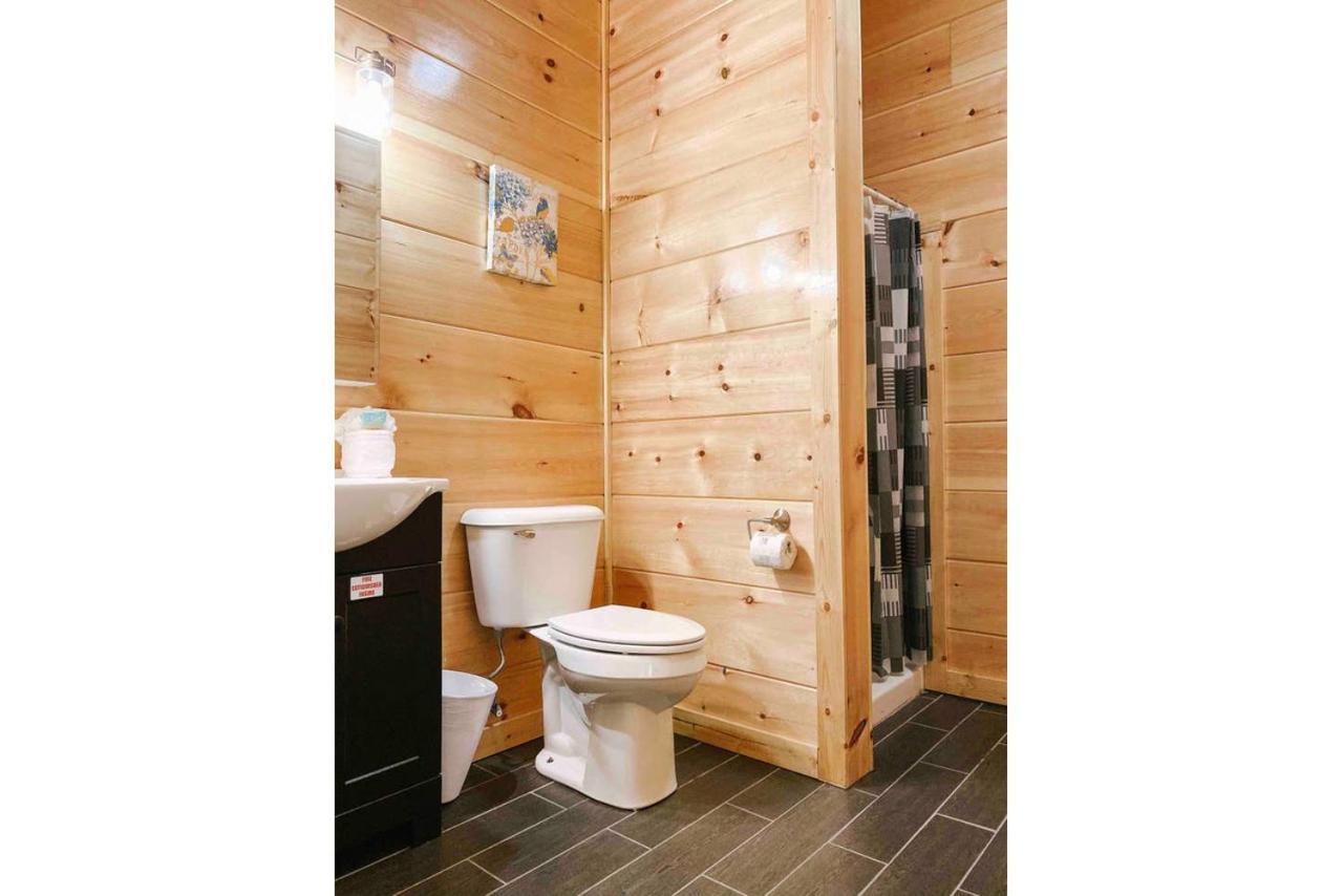 Splash Of Moonshine -Heated Indoor Pool, Hot Tub, Arcade Game Room Pigeon Forge Exterior photo