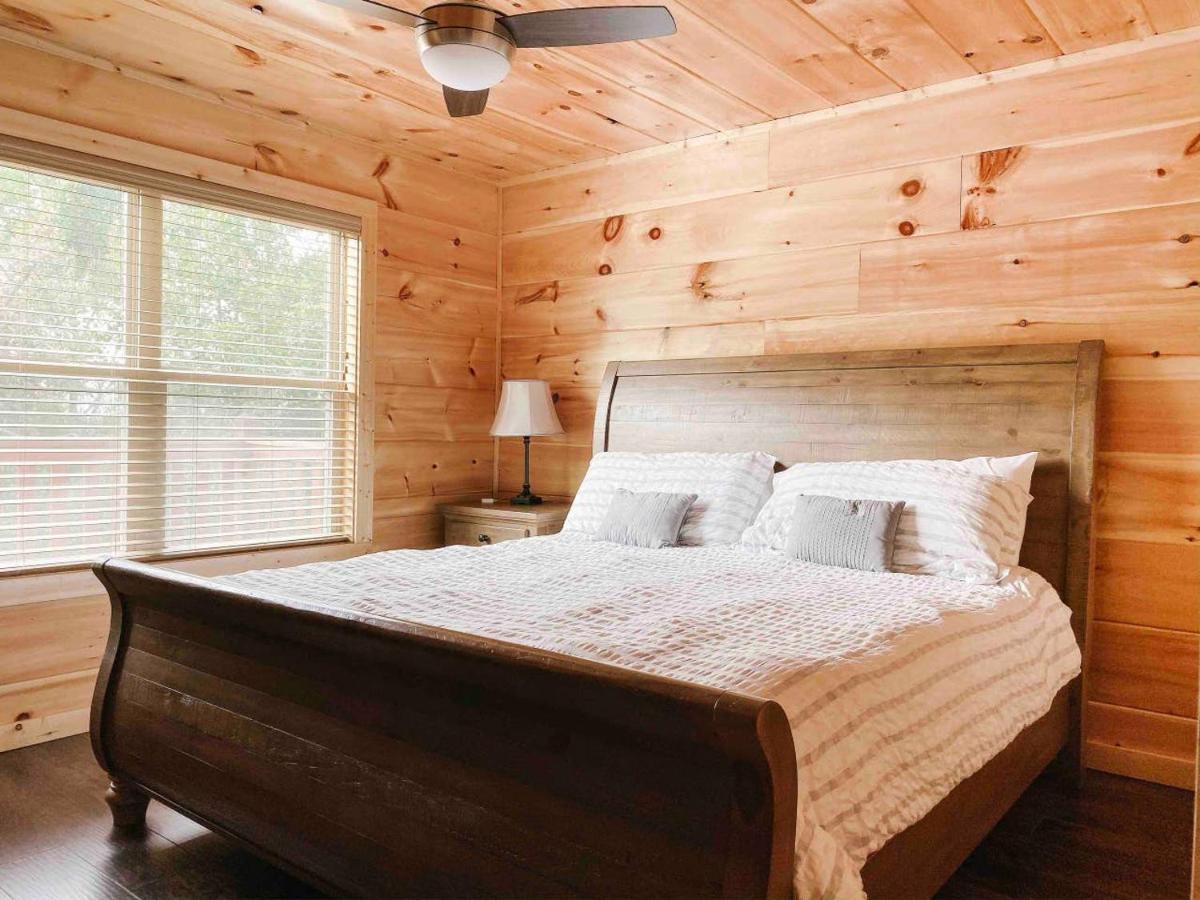 Splash Of Moonshine -Heated Indoor Pool, Hot Tub, Arcade Game Room Pigeon Forge Exterior photo