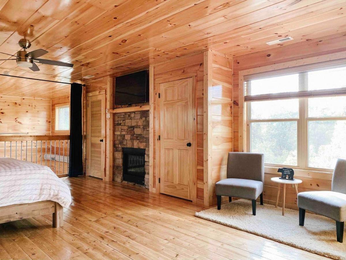 Splash Of Moonshine -Heated Indoor Pool, Hot Tub, Arcade Game Room Pigeon Forge Exterior photo