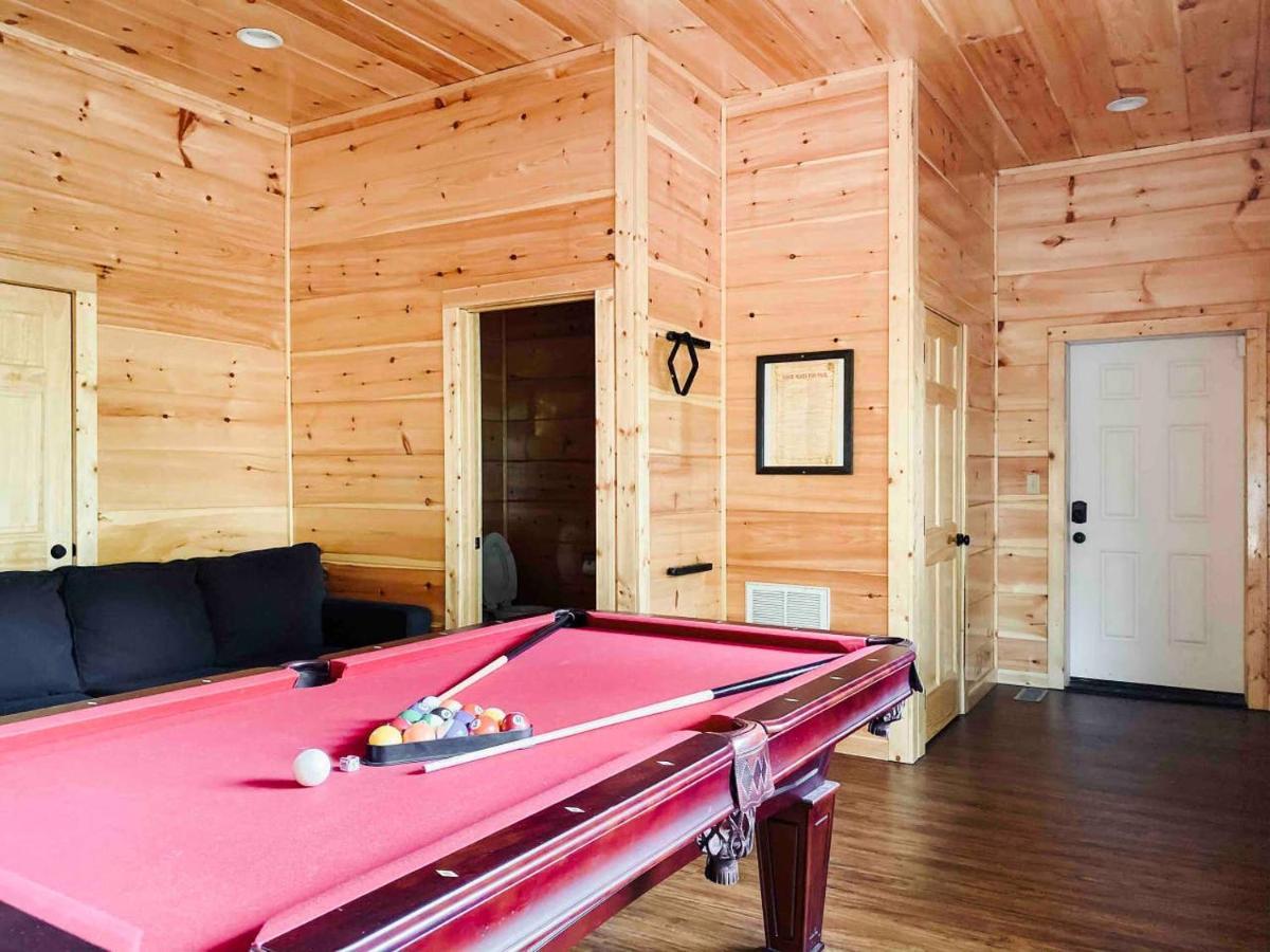 Splash Of Moonshine -Heated Indoor Pool, Hot Tub, Arcade Game Room Pigeon Forge Exterior photo